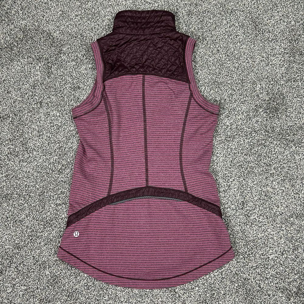 Lululemon Rebel Runner Vest Womens 4 Petal‎ Camo Print Quilted Bordeaux Berry - Picture 2 of 11